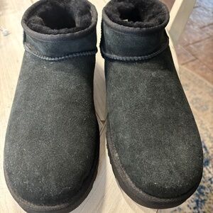 UGG Classic Ultra Mini